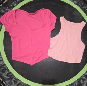 Wild Fable Short Sleeve Tees in Pink and Light Pink Bundle